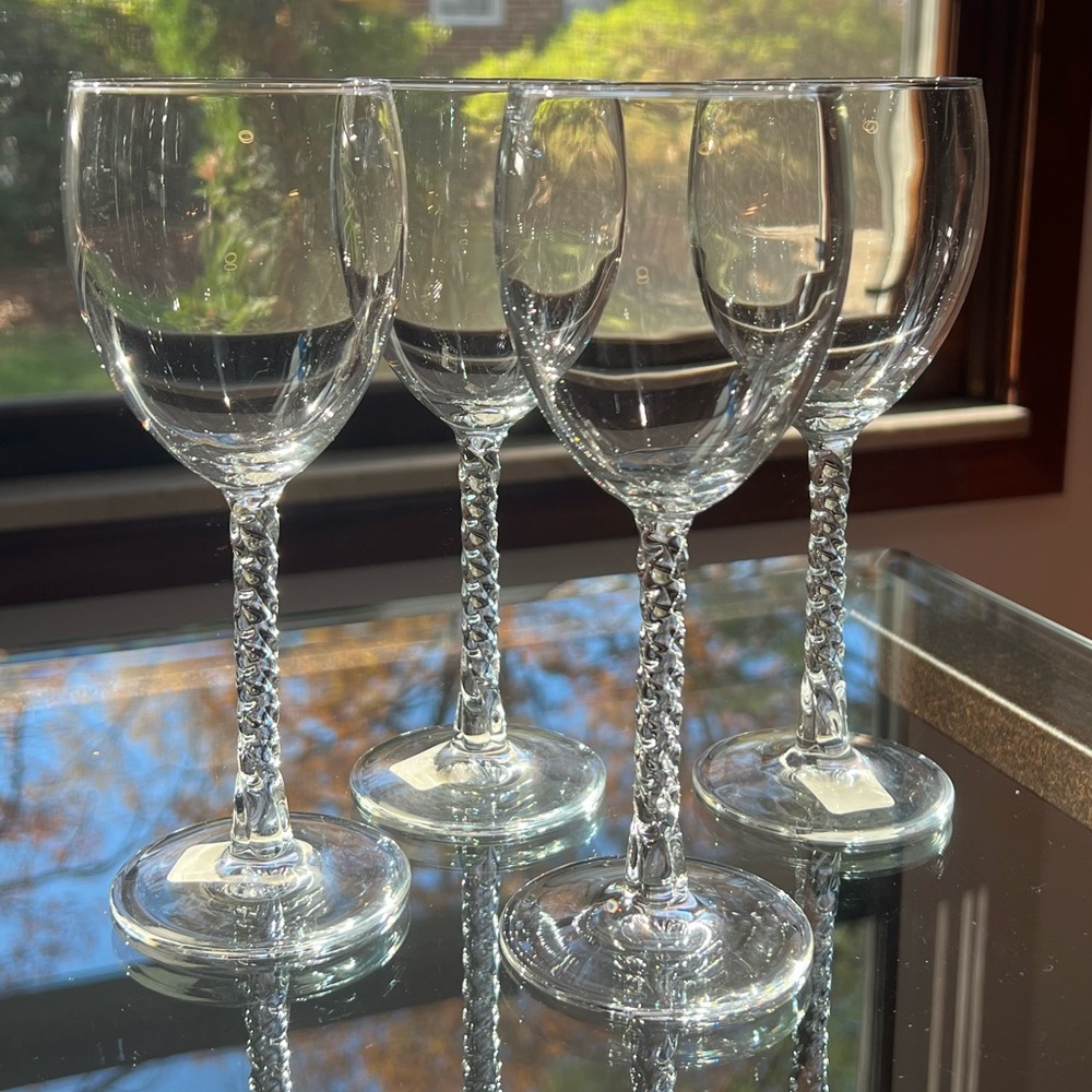 Cristal D’Arques Durand Angelique Crystal Clear Twisted Stem Wine Glass Set of 4